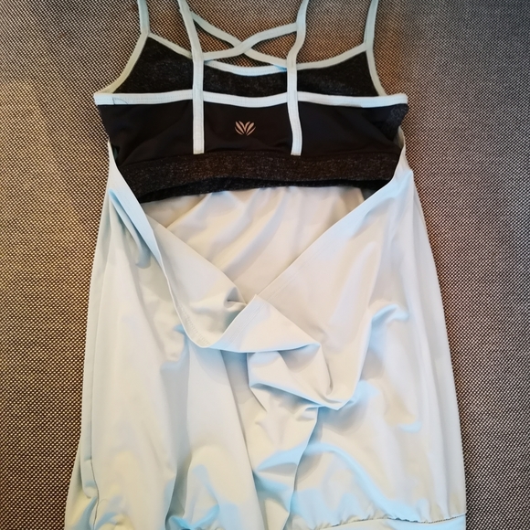 Forever 21 - sports bra and top - Picture 2 of 2